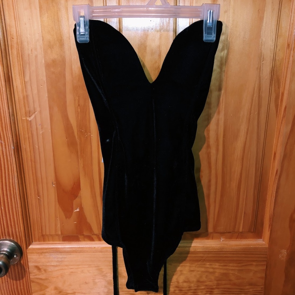 Black V Neck Velvet Bodysuit